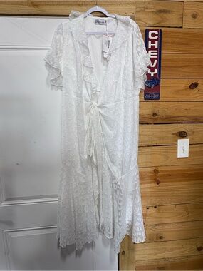 JJs House White Lace Midi Dress with Ruffle Collar